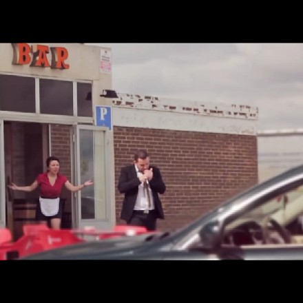 Segundo clip de ‘Red Collage’ de Mínimo Detalle